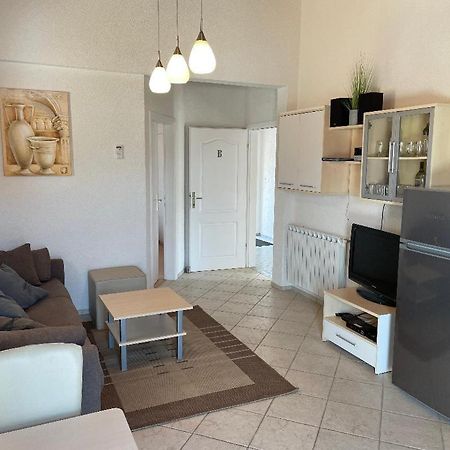 Apartment Gordana Vir Exterior photo